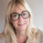 Portrait de Stéphanie Levasseur, hypnothérapeute et thérapeute en relation d'aide à Hem